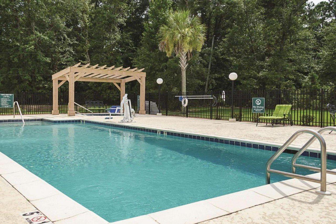 La Quinta By Wyndham Mobile Satsuma / Saraland Hotel Exterior foto