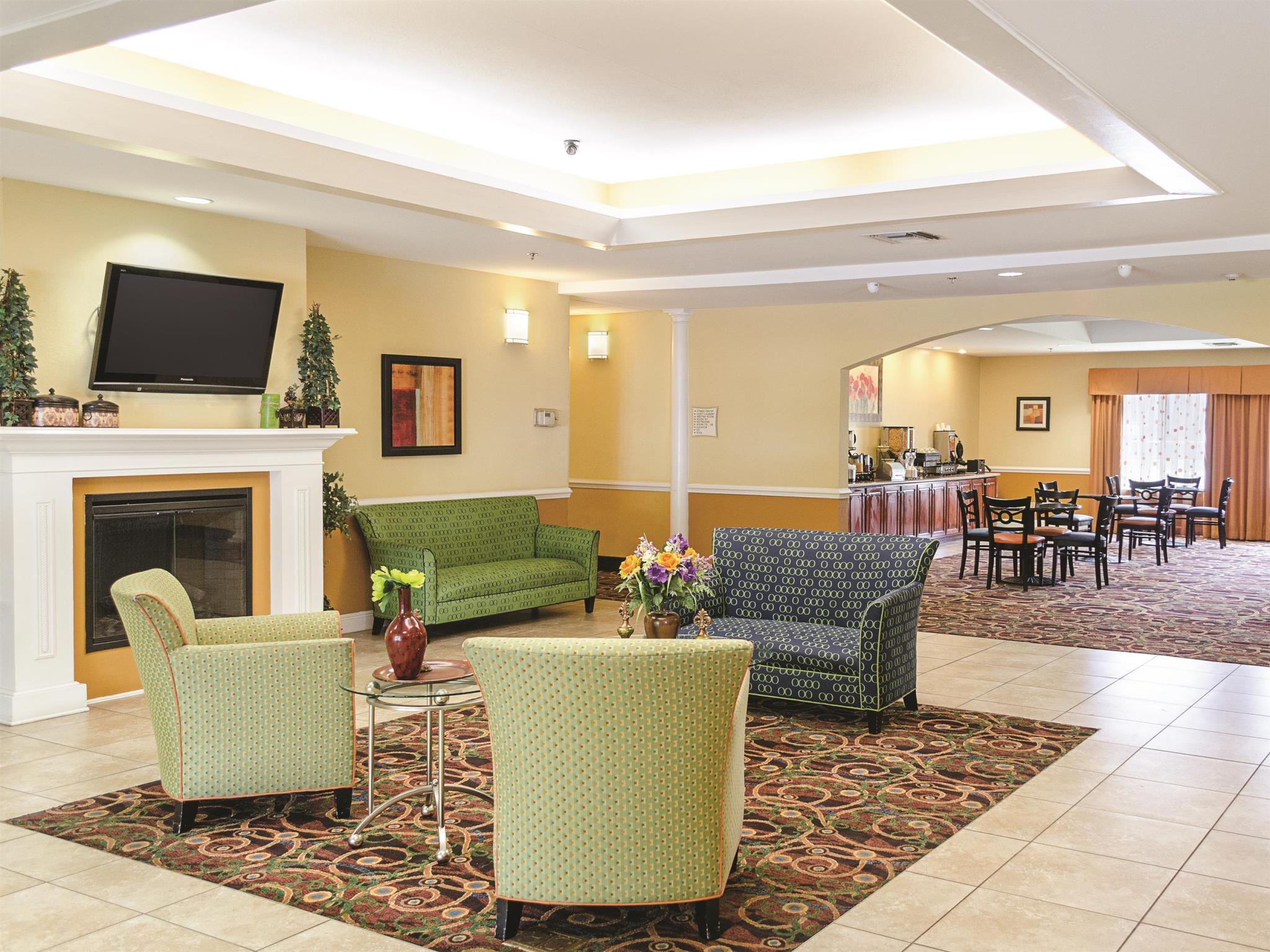 La Quinta By Wyndham Mobile Satsuma / Saraland Hotel Exterior foto