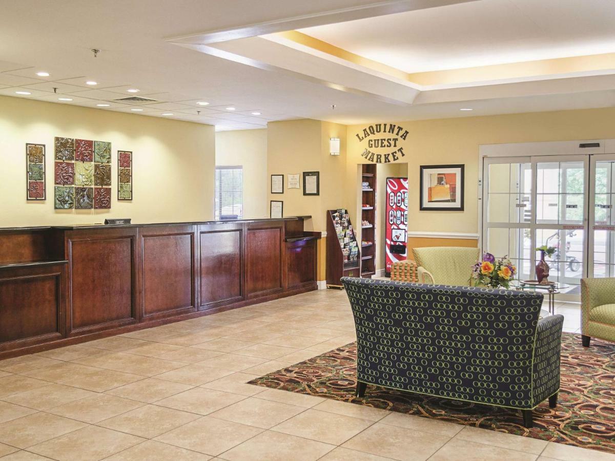 La Quinta By Wyndham Mobile Satsuma / Saraland Hotel Exterior foto